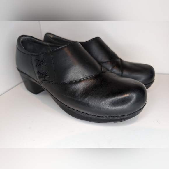 Dansko Shoes - Dansko Stacie Black Leather Clogs Women's Size‎ 39